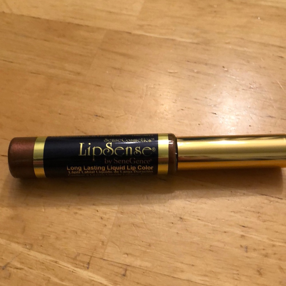 Plum Pretty LipSense